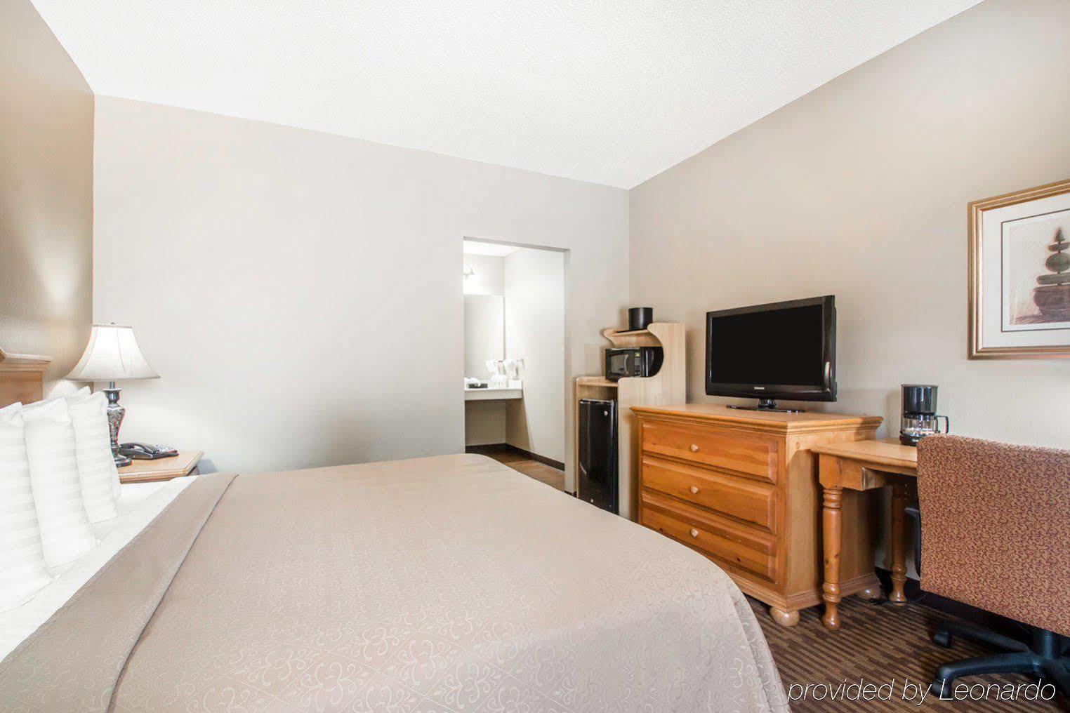 Quality Inn Us65 & E Battlefield Rd Спрингфилд Экстерьер фото