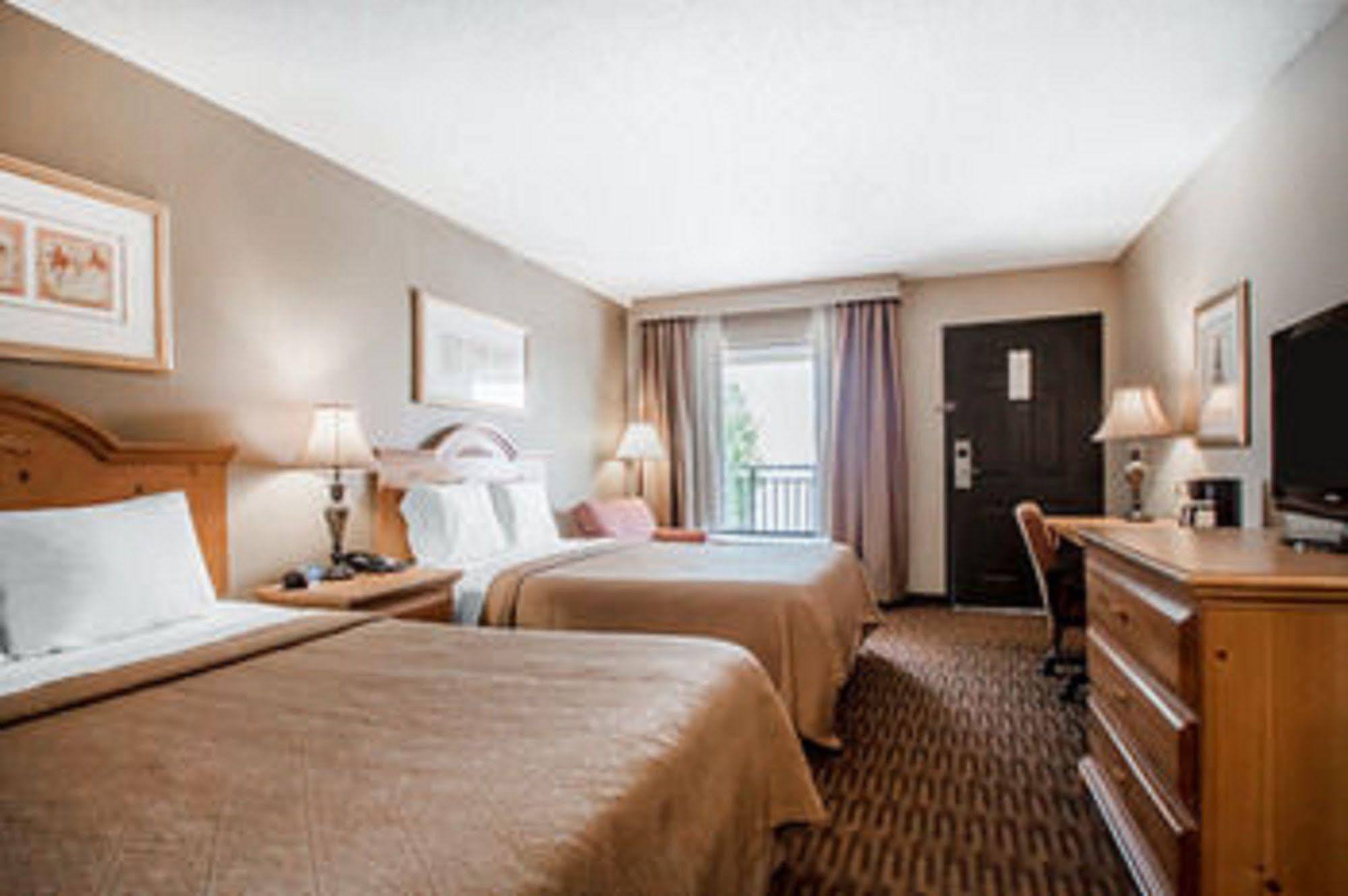 Quality Inn Us65 & E Battlefield Rd Спрингфилд Экстерьер фото