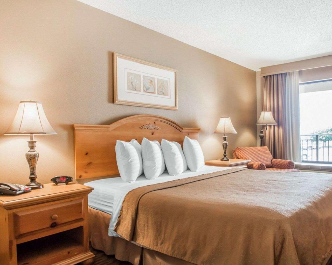 Quality Inn Us65 & E Battlefield Rd Спрингфилд Экстерьер фото